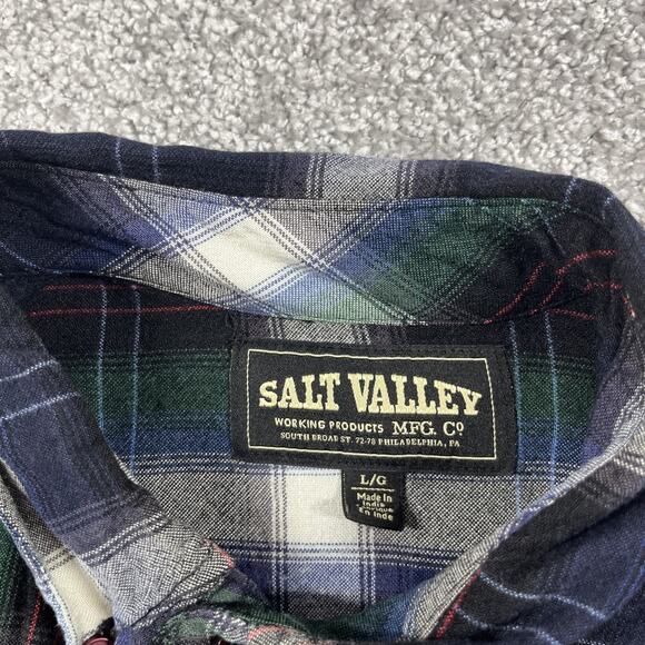 Salt Valley Flannel Shirt Mens Large Rayon Western Plaid Button Up *Distressed* - Picture 3 of 16